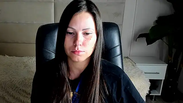 Dana  dom online show from 10/20/25, 12:34