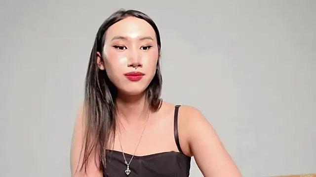 asian kiya online show from 11/07/25, 08:13