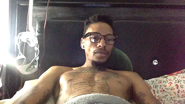 Snapshot of KingDerRico chatting on 09/12/25, 10:31 KingDerRico online show from 09/12/25, 10:31