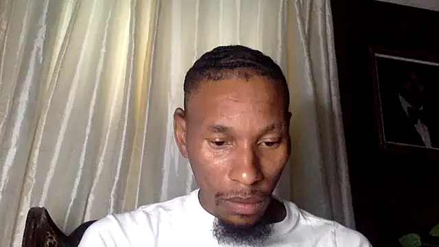 Snapshot of KingDerRico chatting on 10/15/25, 10:07 KingDerRico online show from 10/15/25, 10:07