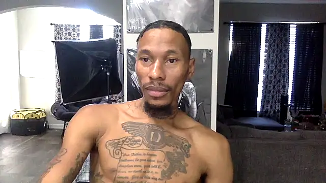 KingDerRico online show from 12/19/25, 07:38