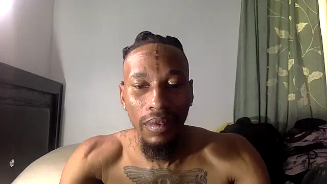 KingDerRico online show from 11/18/25, 02:20