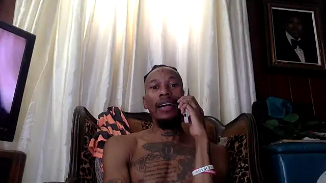 KingDerRico online show from 11/22/25, 05:45