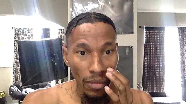 KingDerRico online show from 12/17/25, 04:56