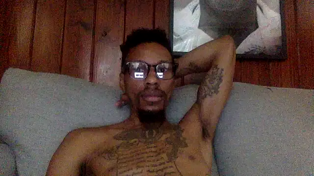 Snapshot of KingDerRico chatting on 09/21/25, 03:50 KingDerRico online show from 09/21/25, 03:50