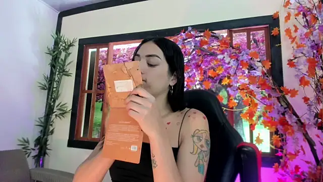 Susan DiSantys online show from 03/17/25, 11:42