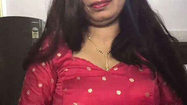 Snapshot of Gulaboo_bhabi chatting on 06/08/26, 05:24 Gulaboo bhabi online show from 06/08/26, 05:24