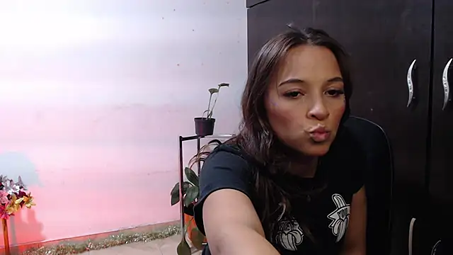 Zoe--khalL online show from 12/03/25, 01:06