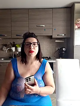 carolyne2023 online show from 03/04/26, 09:17