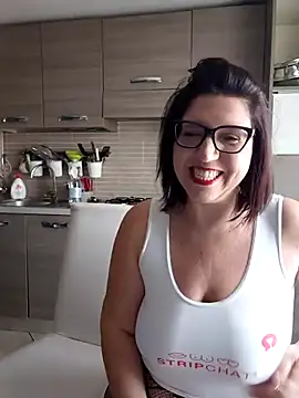 carolyne2023 online show from 01/17/26, 08:29