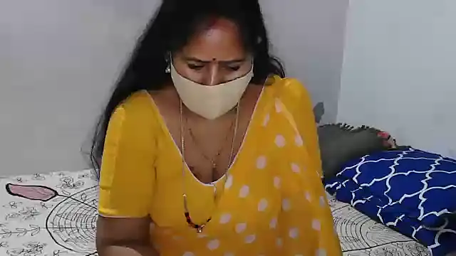 Snapshot of Rani_Darling_99 chatting on 10/09/25, 03:23 Rani Darling 99 online show from 10/09/25, 03:23