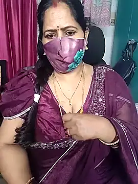 Snapshot of Rani_Darling_99 chatting on 07/14/26, 01:06 Rani Darling 99 online show from 07/14/26, 01:06