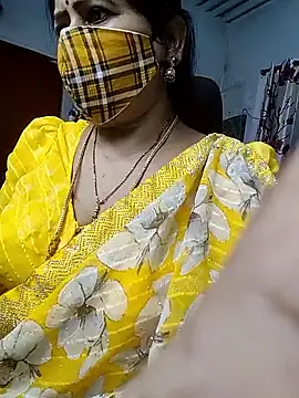 Snapshot of Rani_Darling_99 chatting on 06/18/26, 04:12 Rani Darling 99 online show from 06/18/26, 04:12