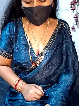 Snapshot of Rani_Darling_99 chatting on 09/18/25, 01:25 Rani Darling 99 online show from 09/18/25, 01:25