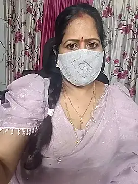 Snapshot of Rani_Darling_99 chatting on 06/14/26, 03:02 Rani Darling 99 online show from 06/14/26, 03:02