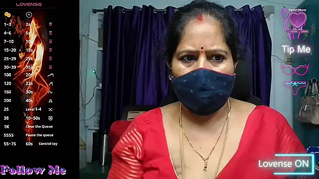 Snapshot of Rani_Darling_99 chatting on 05/05/26, 02:09 Rani Darling 99 online show from 05/05/26, 02:09