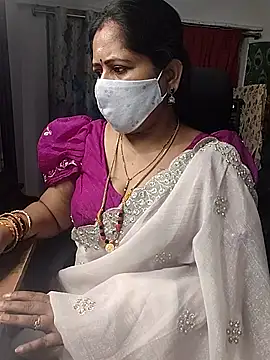 Snapshot of Rani_Darling_99 chatting on 07/06/26, 08:11 Rani Darling 99 online show from 07/06/26, 08:11