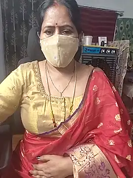 Snapshot of Rani_Darling_99 chatting on 07/16/26, 04:04 Rani Darling 99 online show from 07/16/26, 04:04