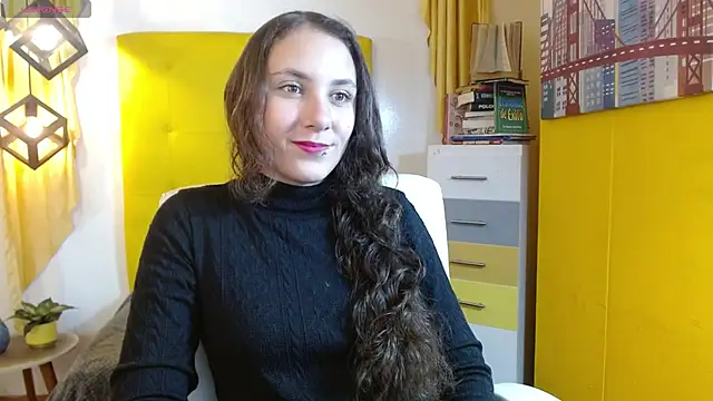 xlunna online show from 11/18/25, 06:55