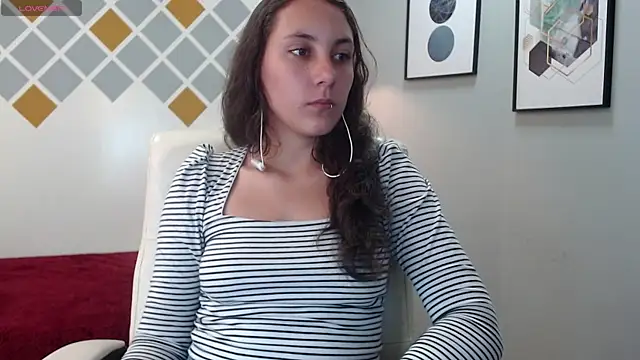 xlunna online show from 12/19/25, 08:55