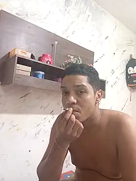 Snapshot of Brasilsexxx chatting on 09/19/25, 04:33 Brasilsexxx online show from 09/19/25, 04:33