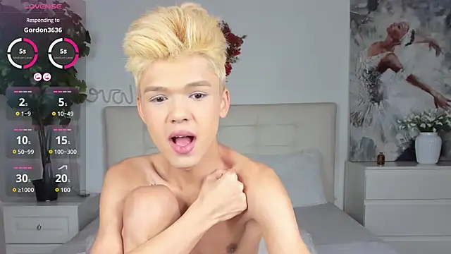 Snapshot of Felix_Rey chatting on 11/25/25, 08:53 Felix Rey online show from 11/25/25, 08:53