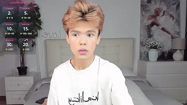 Snapshot of Felix_Rey chatting on 10/09/25, 07:36 Felix Rey online show from 10/09/25, 07:36