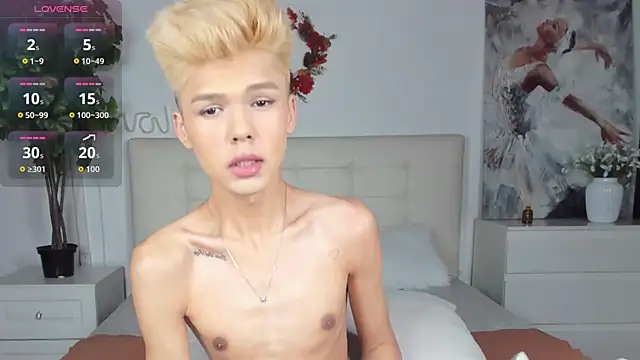 Snapshot of Felix_Rey chatting on 11/15/25, 05:06 Felix Rey online show from 11/15/25, 05:06