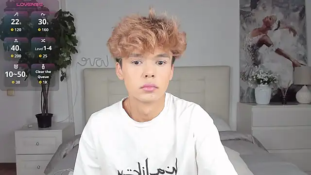 Snapshot of Felix_Rey chatting on 10/02/25, 04:10 Felix Rey online show from 10/02/25, 04:10