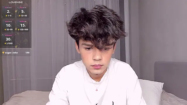 Snapshot of Felix_Rey chatting on 06/28/26, 11:00 Felix Rey online show from 06/28/26, 11:00
