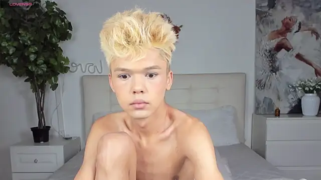 Snapshot of Felix_Rey chatting on 11/28/25, 06:19 Felix Rey online show from 11/28/25, 06:19