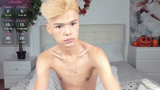 Snapshot of Felix_Rey chatting on 11/09/25, 06:01 Felix Rey online show from 11/09/25, 06:01