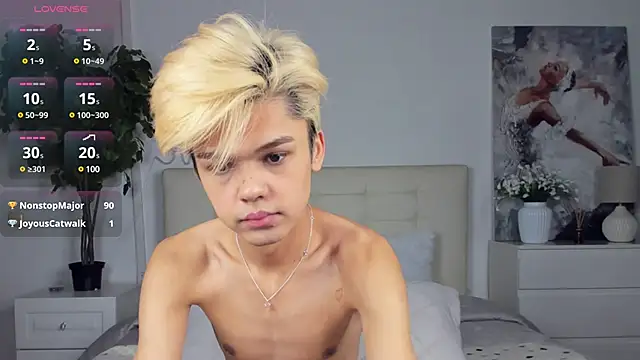 Snapshot of Felix_Rey chatting on 03/20/25, 10:40 Felix Rey online show from 03/20/25, 10:40