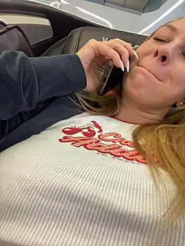 Sweet   Emily online show from 11/18/25, 01:36