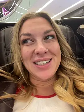 Sweet   Emily online show from 11/25/25, 01:22