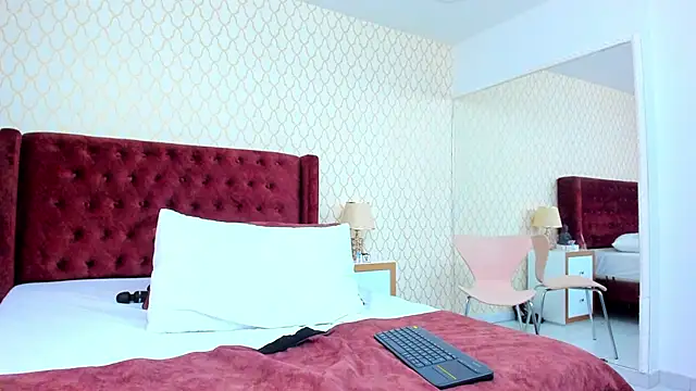 NaiaRosse online show from 03/17/25, 03:50