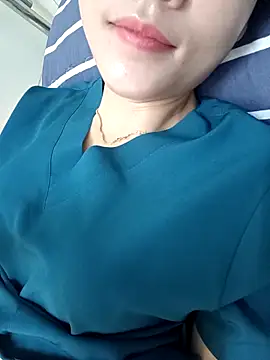 2 sex online show from 05/13/26, 04:52