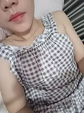Snapshot of 2_sex chatting on 07/18/26, 04:15 2 sex online show from 07/18/26, 04:15