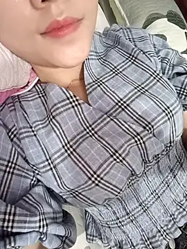 2 sex online show from 04/10/26, 11:06