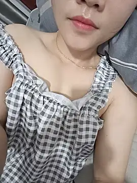Snapshot of 2_sex chatting on 06/24/26, 05:11 2 sex online show from 06/24/26, 05:11