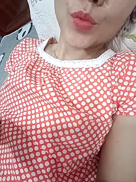 2 sex online show from 04/15/26, 02:43