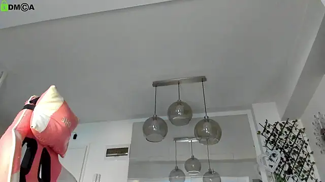 IreneVON online show from 04/09/26, 04:25