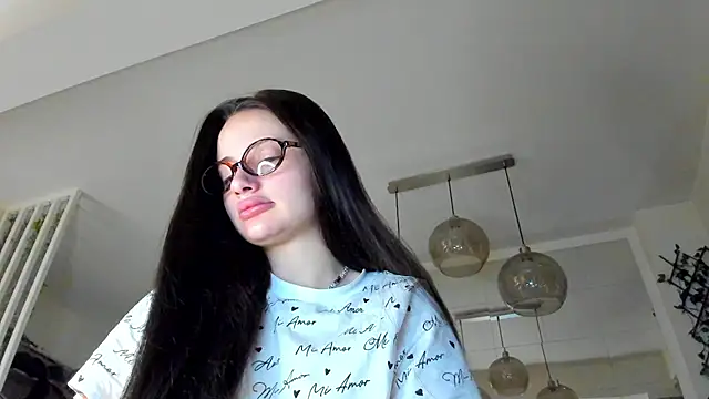 IreneVON online show from 12/05/25, 05:50