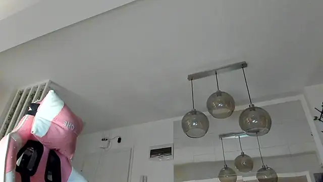 IreneVON online show from 11/04/25, 04:38