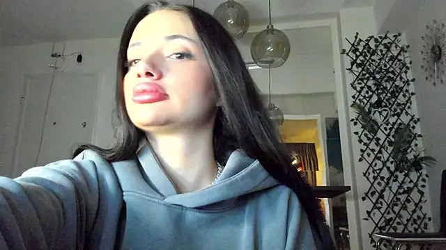 IreneVON online show from 11/25/25, 04:46