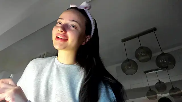 IreneVON online show from 10/03/25, 04:47