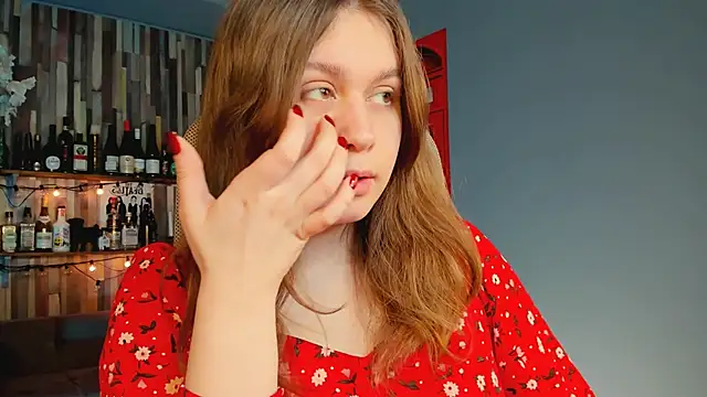 Snapshot of FioraMarmoris chatting on 12/14/25, 08:09 FioraMarmoris online show from 12/14/25, 08:09