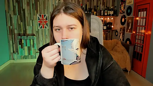 Snapshot of FioraMarmoris chatting on 01/19/26, 05:33 FioraMarmoris online show from 01/19/26, 05:33