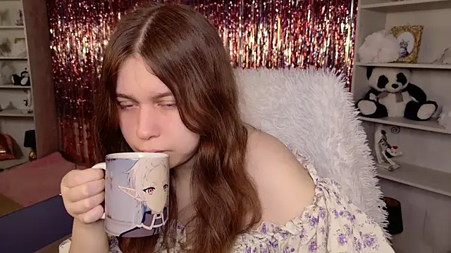 FioraMarmoris online show from 04/19/26, 05:19