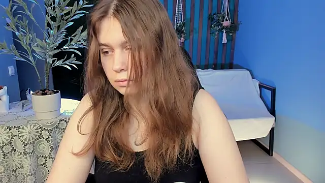 FioraMarmoris online show from 03/18/26, 05:10